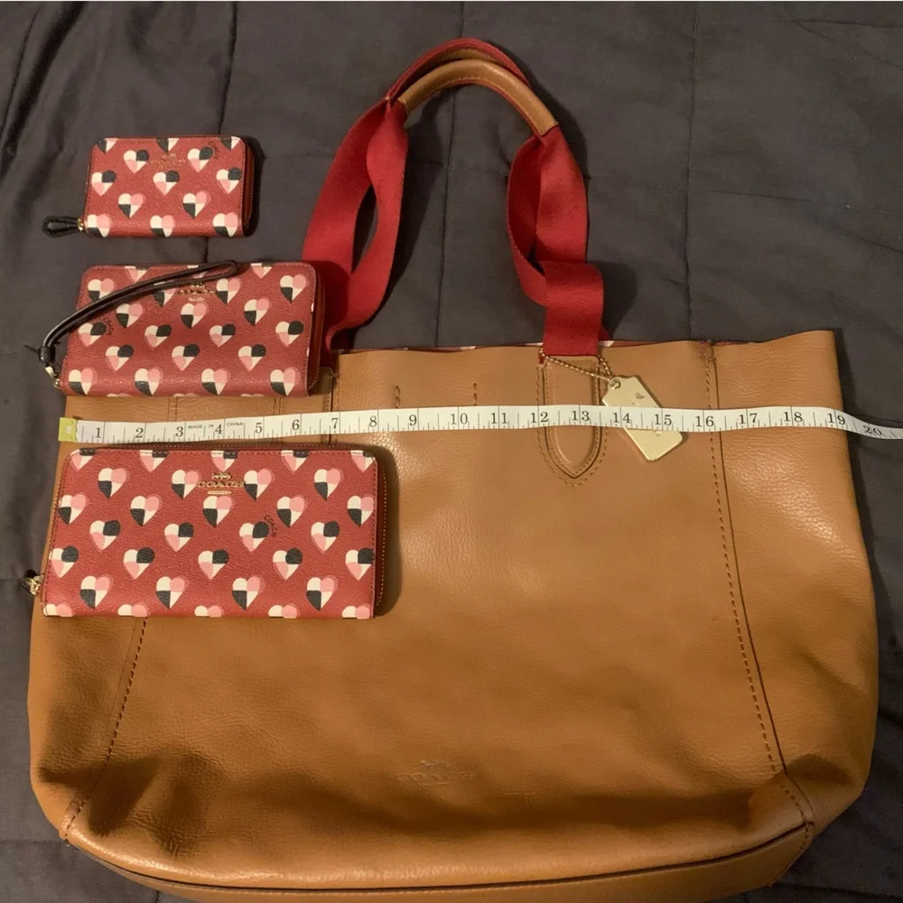 Coach checkered hearts purse and wallet set - Picture 7 of 16